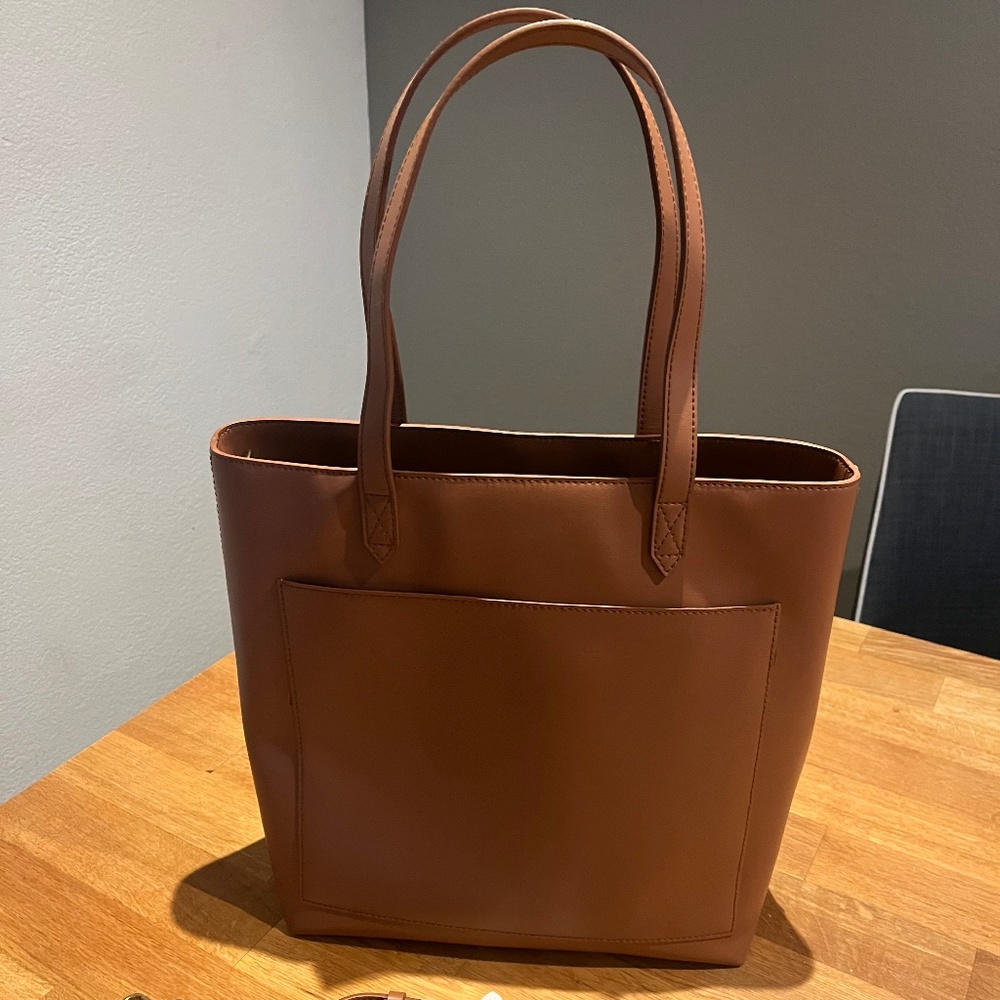 Madewell: the medium transport tote: vegan-friendly cactus edition